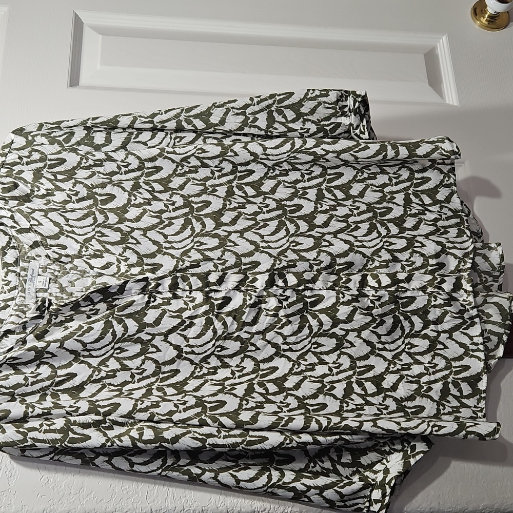 Christopher & Banks Signature Slimming Pants in Olive - Picture 4 of 5